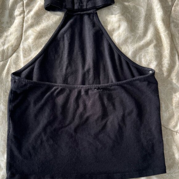 Fashion Nova - Black Cropped Halter Top - Picture 6 of 6
